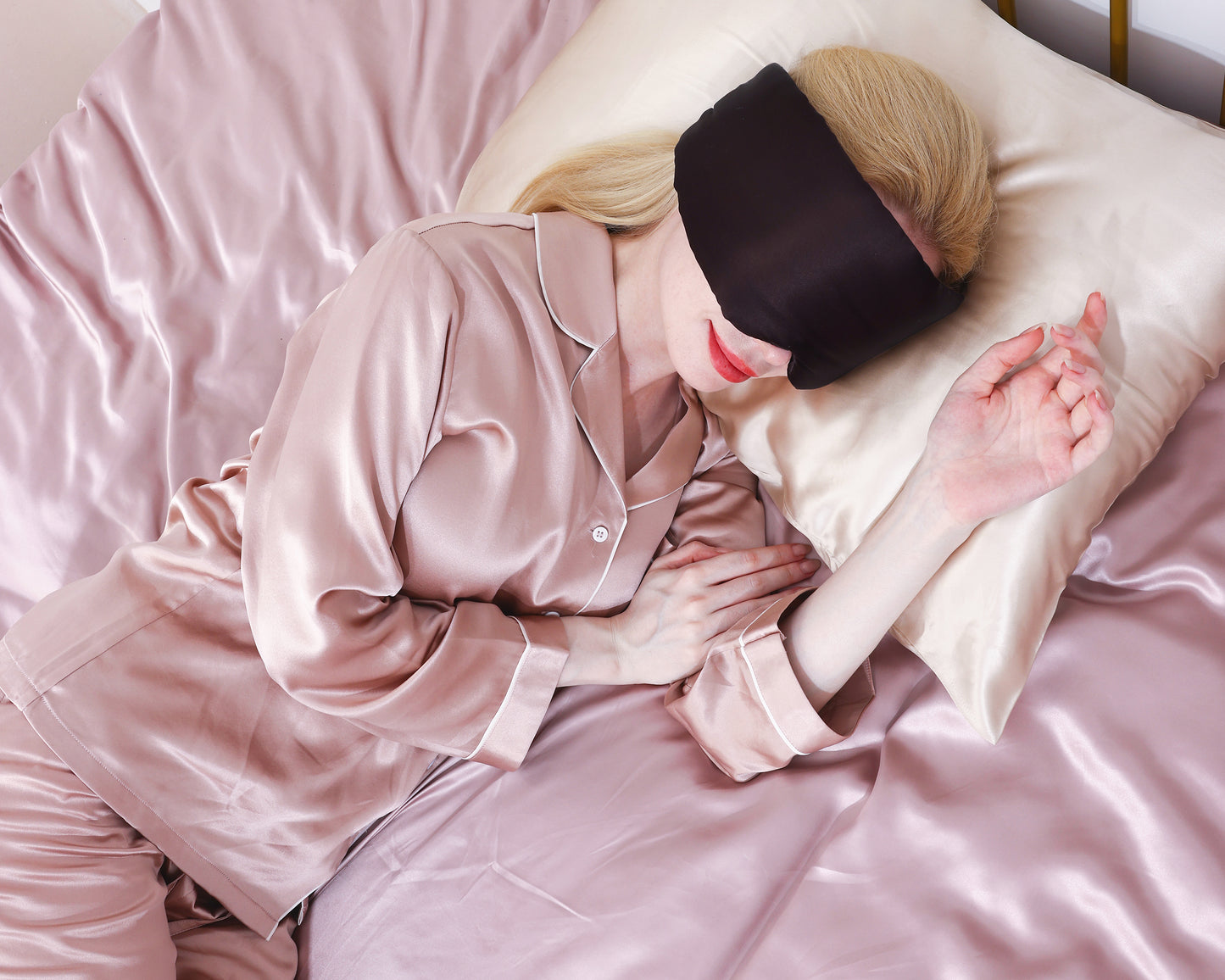 Silk Sleeping Eye Mask